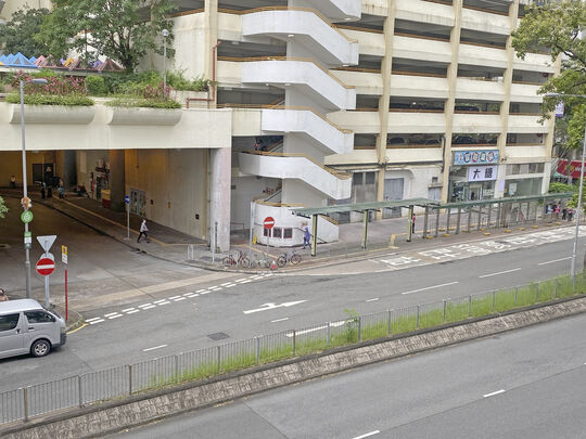 大埔安埔里与安埔路交界(近富善商场)行人路
